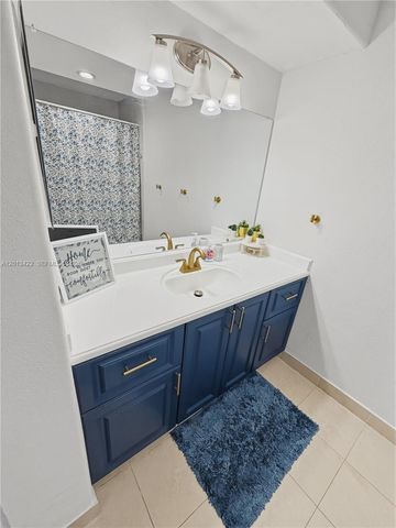 406 N Laurel Dr 207, Margate, FL 33063