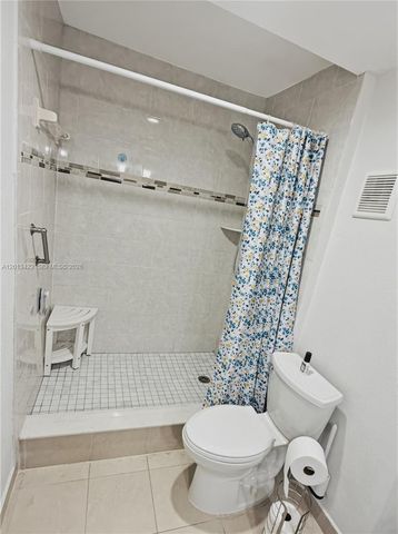 406 N Laurel Dr 207, Margate, FL 33063