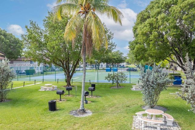 406 N Laurel Dr 207, Margate, FL 33063
