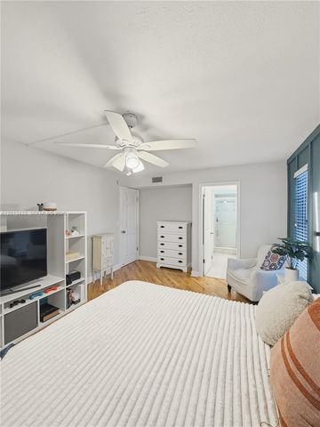 406 N Laurel Dr 207, Margate, FL 33063