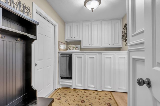 6700 Plantation Drive, Baytown, TX 77523