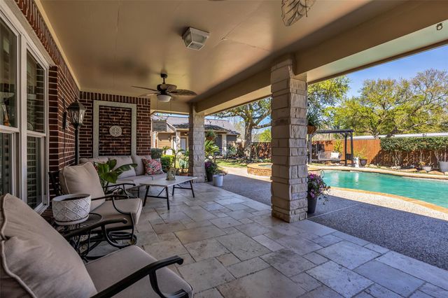 6700 Plantation Drive, Baytown, TX 77523