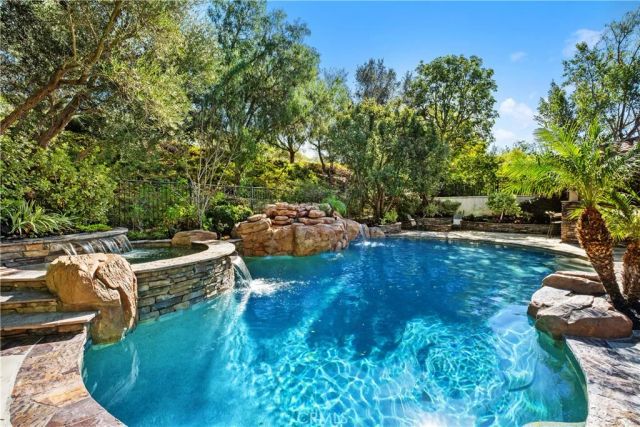 16 Marble Creek, Coto De Caza, CA 92679