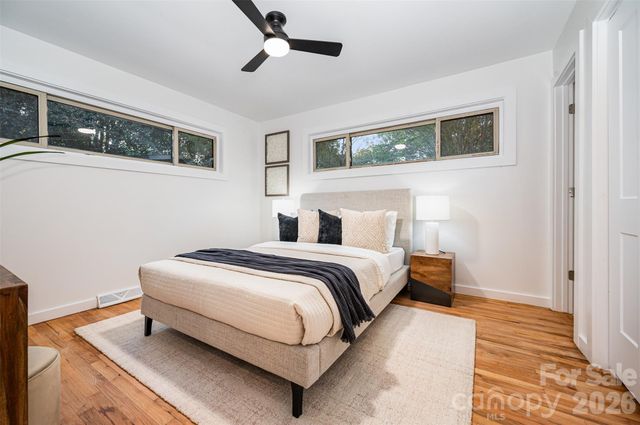 4042 Whipple Place, Charlotte, NC 28215