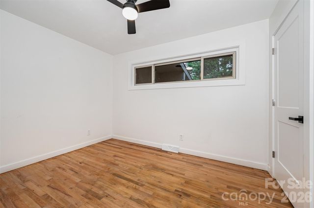 4042 Whipple Place, Charlotte, NC 28215