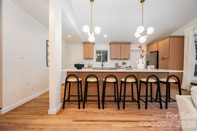 4042 Whipple Place, Charlotte, NC 28215