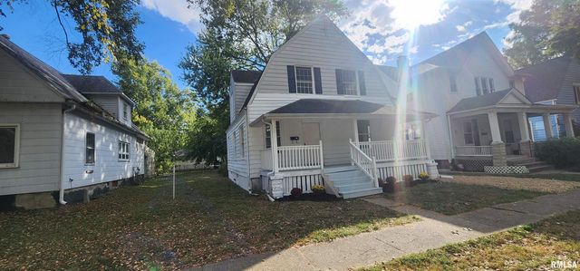 926 Governor Street, Springfield, IL 62704