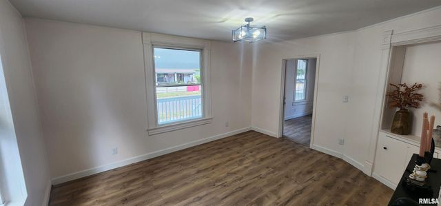 926 Governor Street, Springfield, IL 62704