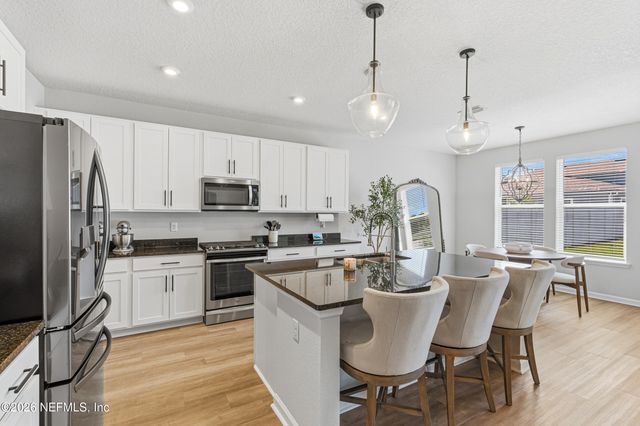 206 OAK SHADOW Place, St. Johns, FL 32259