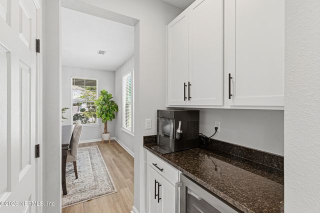 206 OAK SHADOW Place, St. Johns, FL 32259