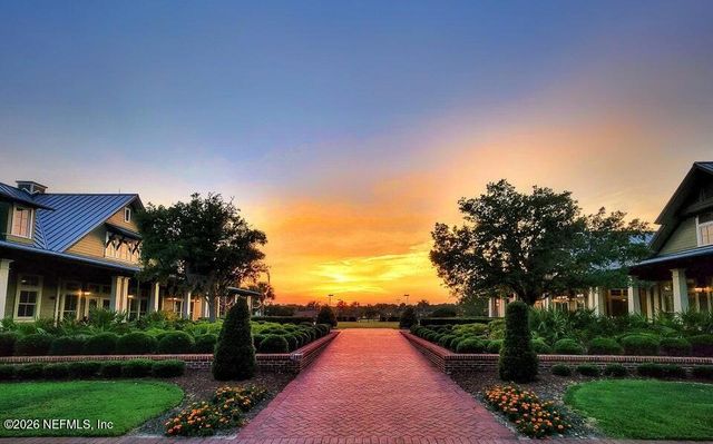 206 OAK SHADOW Place, St. Johns, FL 32259