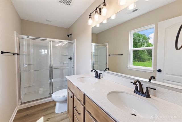 668 Deerhurst Drive, Vandalia, OH 45377