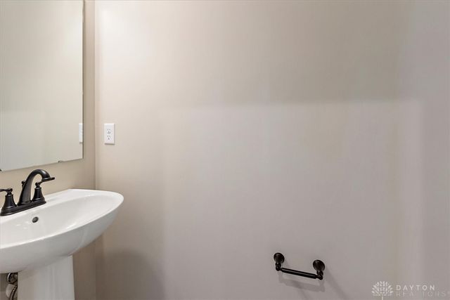 668 Deerhurst Drive, Vandalia, OH 45377