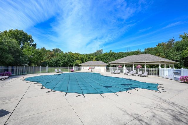 N52W14406 Thornhill DRIVE, Menomonee Falls, WI 53051