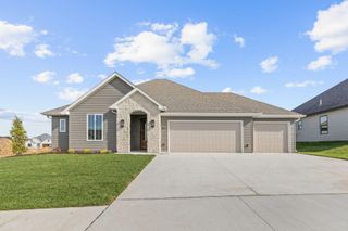 4613 ESTACADA DR, Columbia, MO 65201