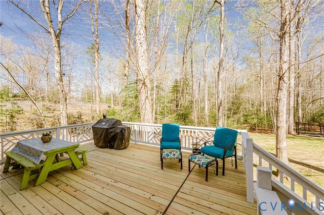 6174 Fawnlake Ct, New Kent, VA 23124