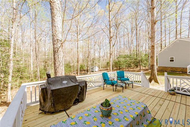 6174 Fawnlake Ct, New Kent, VA 23124