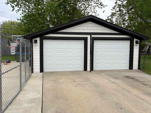 1603 Crestwood Boulevard, South Bend, IN 46635