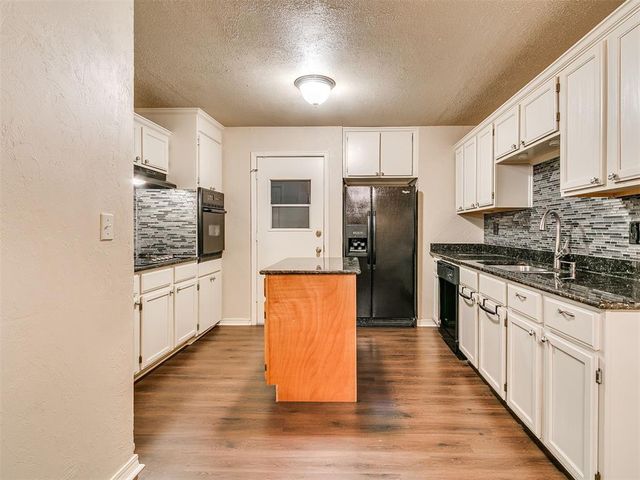 5737 NW 47th Street, Warr Acres, OK 73122