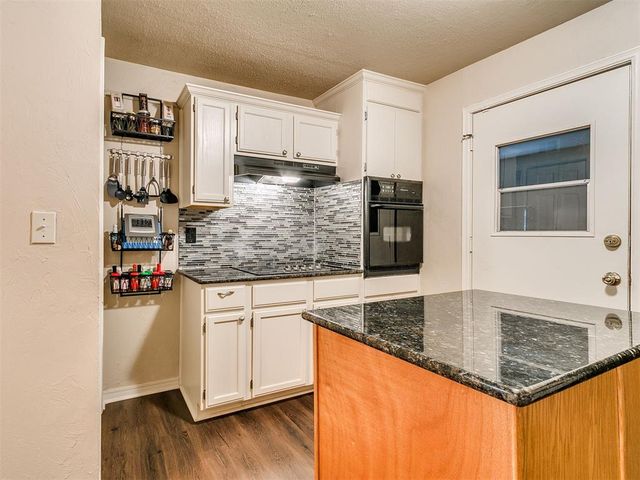 5737 NW 47th Street, Warr Acres, OK 73122