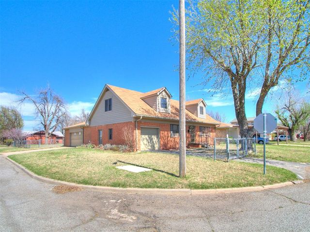 5737 NW 47th Street, Warr Acres, OK 73122