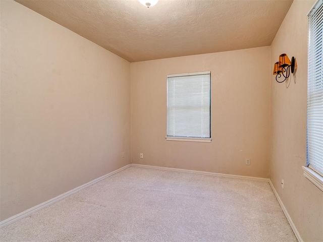 5737 NW 47th Street, Warr Acres, OK 73122