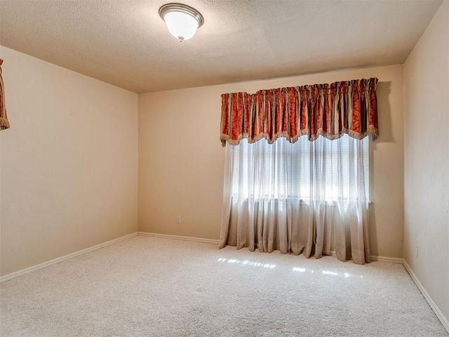 5737 NW 47th Street, Warr Acres, OK 73122