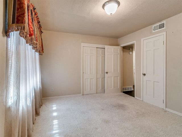 5737 NW 47th Street, Warr Acres, OK 73122