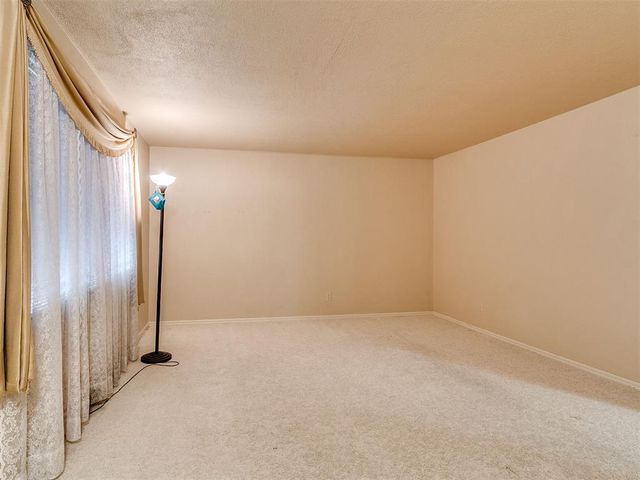 5737 NW 47th Street, Warr Acres, OK 73122