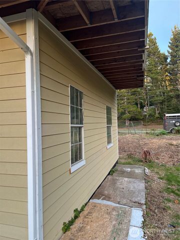 27411 X Lane, Ocean Park, WA 98640