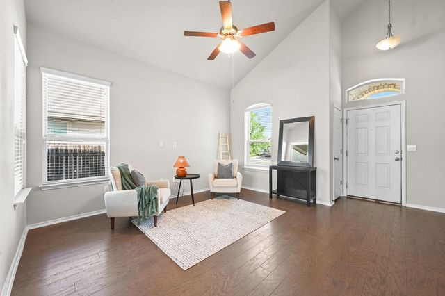 209 Noddy RD, Buda, TX 78610