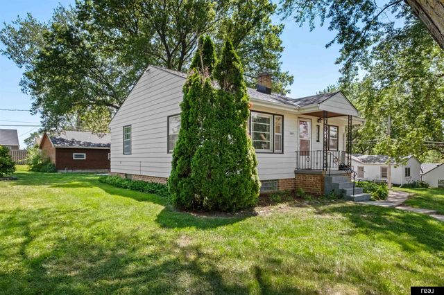 2307 N 68th Street, Omaha, NE 68104