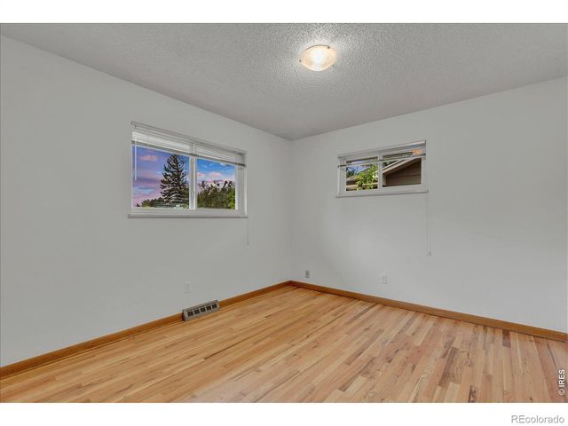 2652 Mountain View Avenue, Longmont, CO 80503