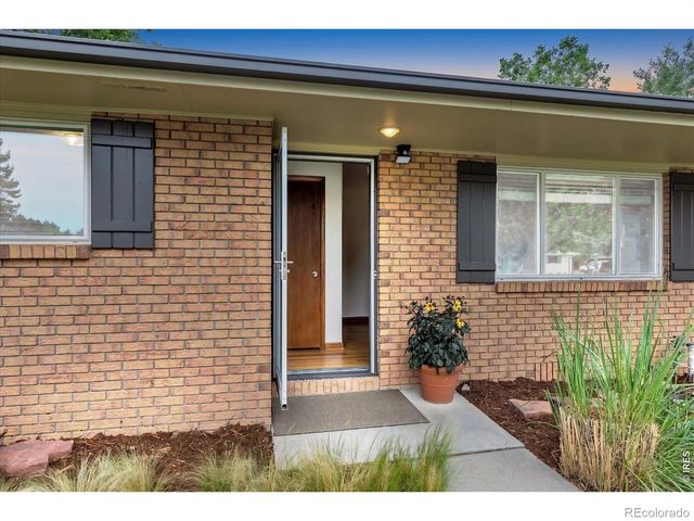 2652 Mountain View Avenue, Longmont, CO 80503