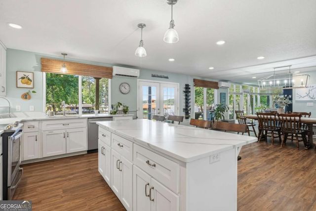 112 Cannon Point Road SE, Milledgeville, GA 31061