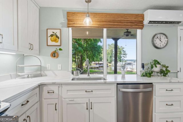 112 Cannon Point Road SE, Milledgeville, GA 31061