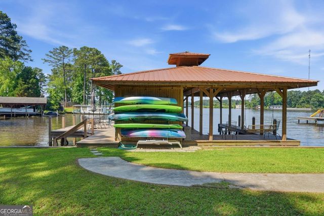 112 Cannon Point Road SE, Milledgeville, GA 31061