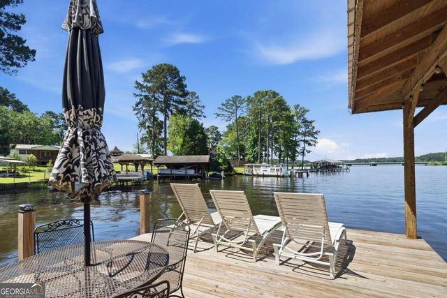 112 Cannon Point Road SE, Milledgeville, GA 31061