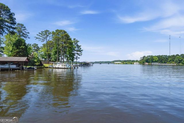 112 Cannon Point Road SE, Milledgeville, GA 31061