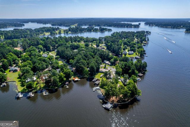 112 Cannon Point Road SE, Milledgeville, GA 31061