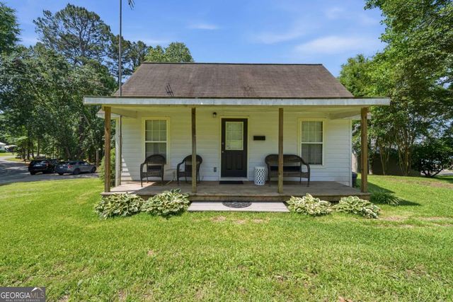 112 Cannon Point Road SE, Milledgeville, GA 31061