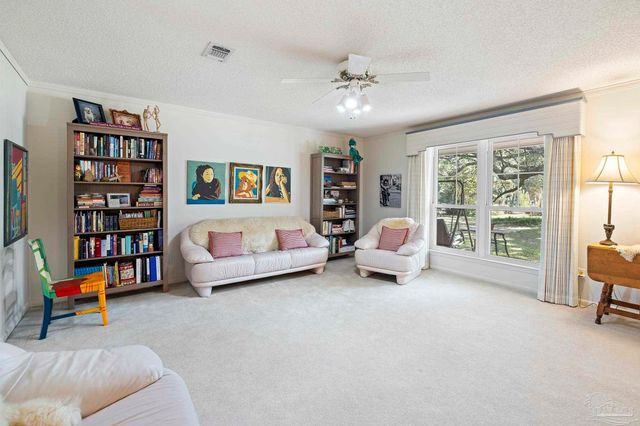 506 Fairpoint Dr, Gulf Breeze, FL 32561