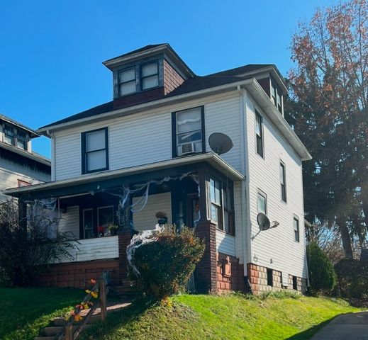 622 E Reynolds St, New Castle, PA 16101
