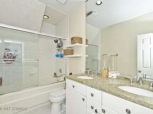 1521 S Indiana Avenue P, Chicago, IL 60605