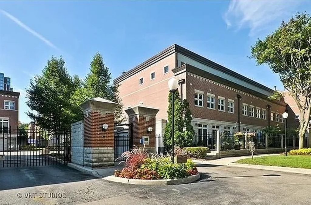 1521 S Indiana Avenue P, Chicago, IL 60605