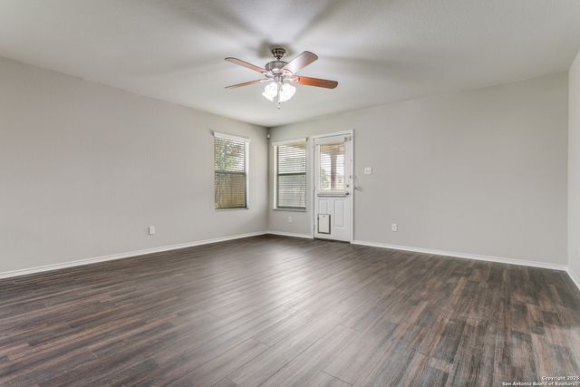 316 Lonestar Gait, Schertz, TX 78154