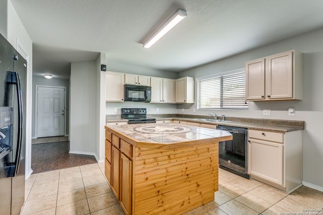 316 Lonestar Gait, Schertz, TX 78154