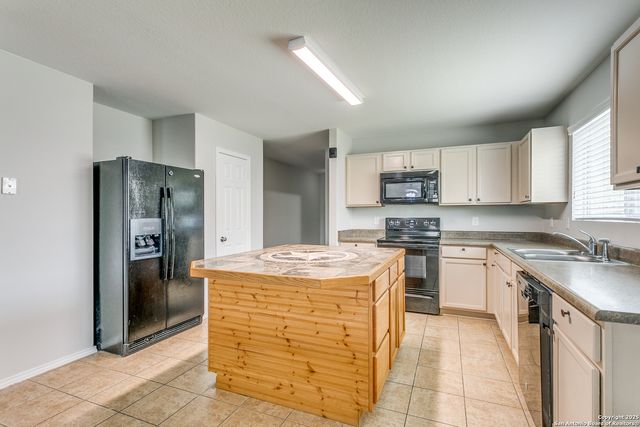 316 Lonestar Gait, Schertz, TX 78154