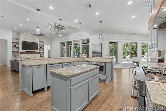 6133 E 138th Street S, Bixby, OK 74008