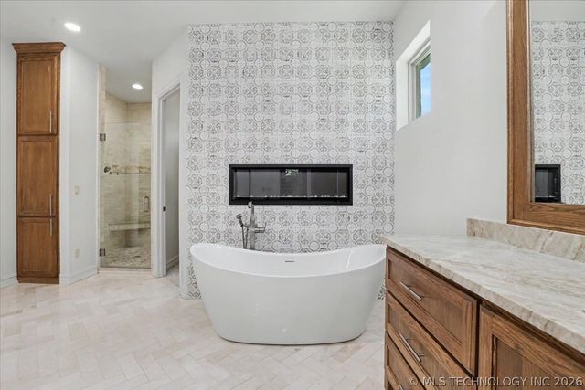 6133 E 138th Street S, Bixby, OK 74008